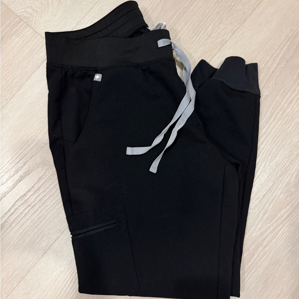 Figs high waisted Zamora scrubs